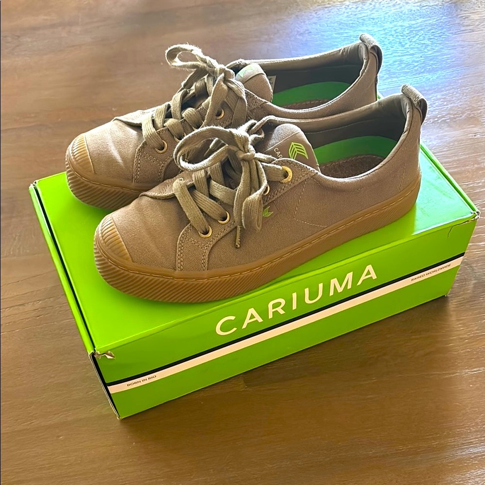 Cariuma Tan Canvas Sneakers